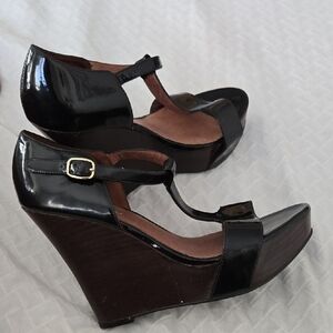 Elizabeth And James Hali Elegant Black Patent Leather Wedge Sandals Summer Shoes
